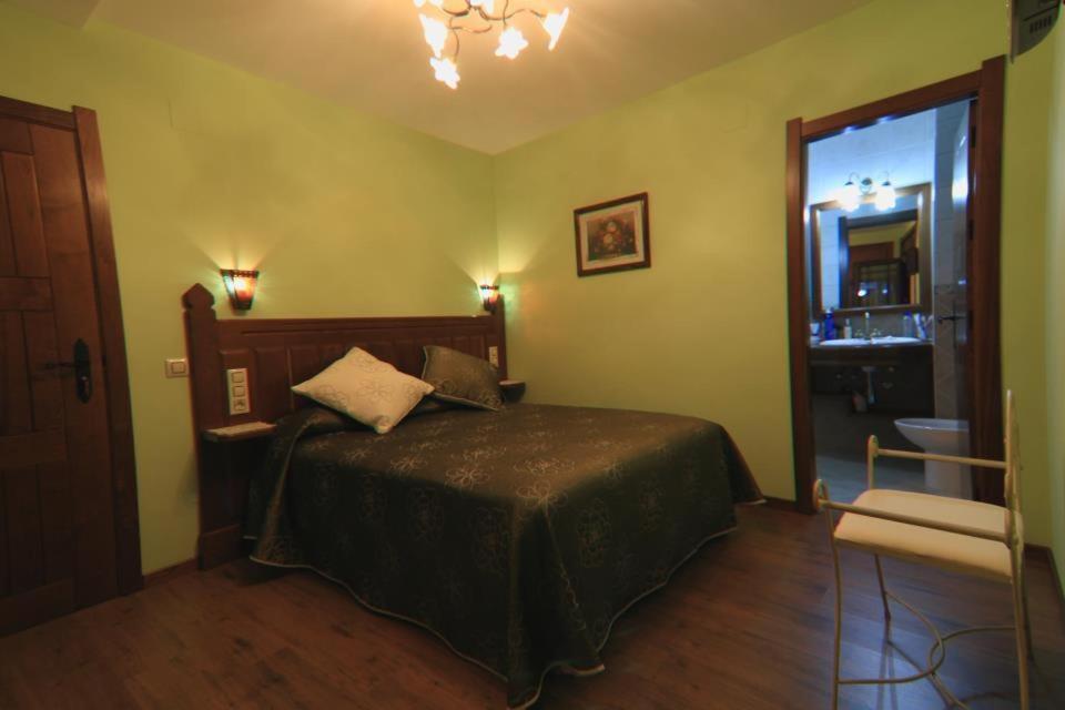 Hotel Rural El Caseron De Linarejos Quarto foto